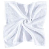 baie_minimalista_accesorizata_cu_set_practic_prosoape_albe_emi_bumbac