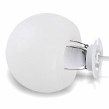 lampa_sare_decorativa_luna_baza_lemn_emi_lumina_calda_ambientala