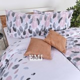 model_floral_delicat_lenjerie_lori