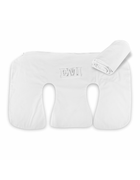 EMI Twins care alăptează față de pernă