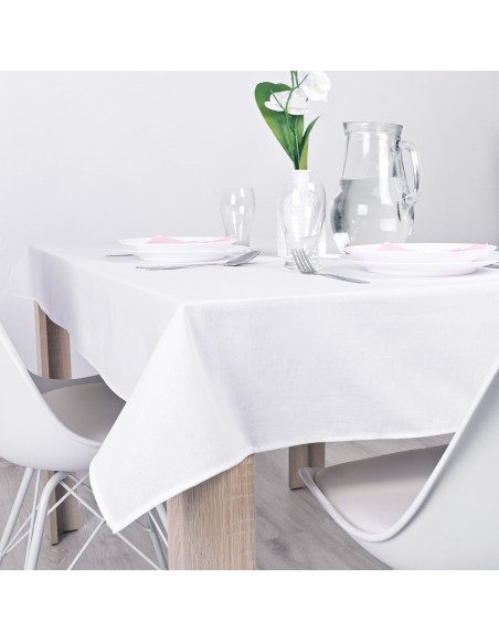 fata_de_masa_alba_140x120_cm_emi