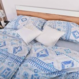 dormitor_modern_amenajat_cu_lenjerie_ariana_albastru_alb
