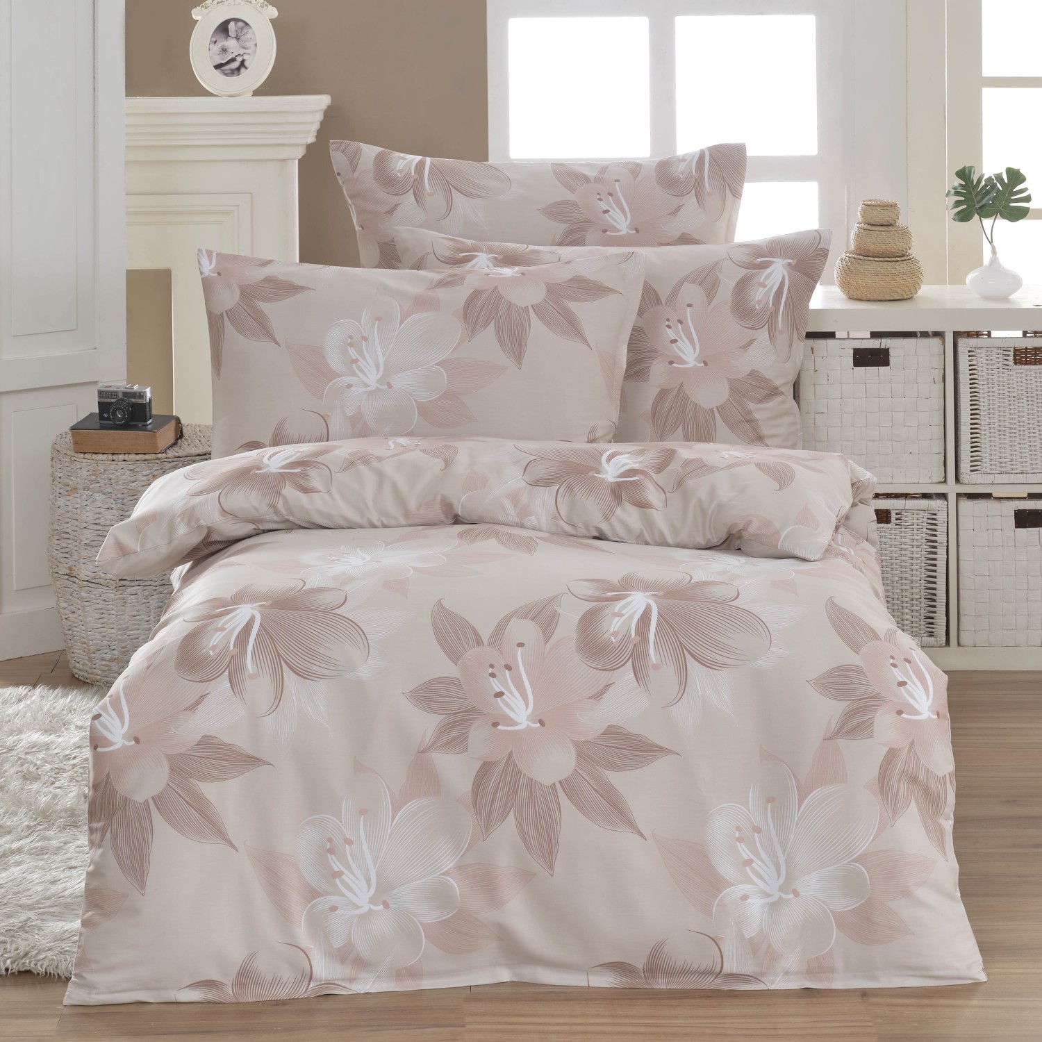 lenjerie_pat_satin_manila_emi