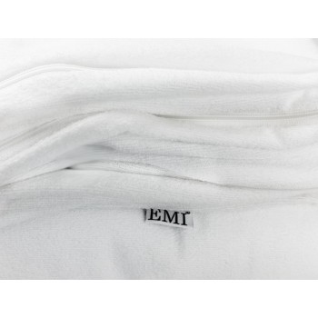 detaliu_material_absorbant_si_impermeabil_protectie_saltea