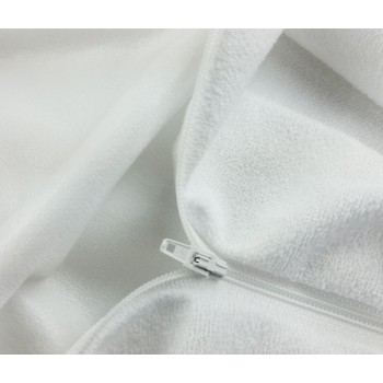 dormitor_curat_si_igienizat_cu_protector_impermeabil_emi