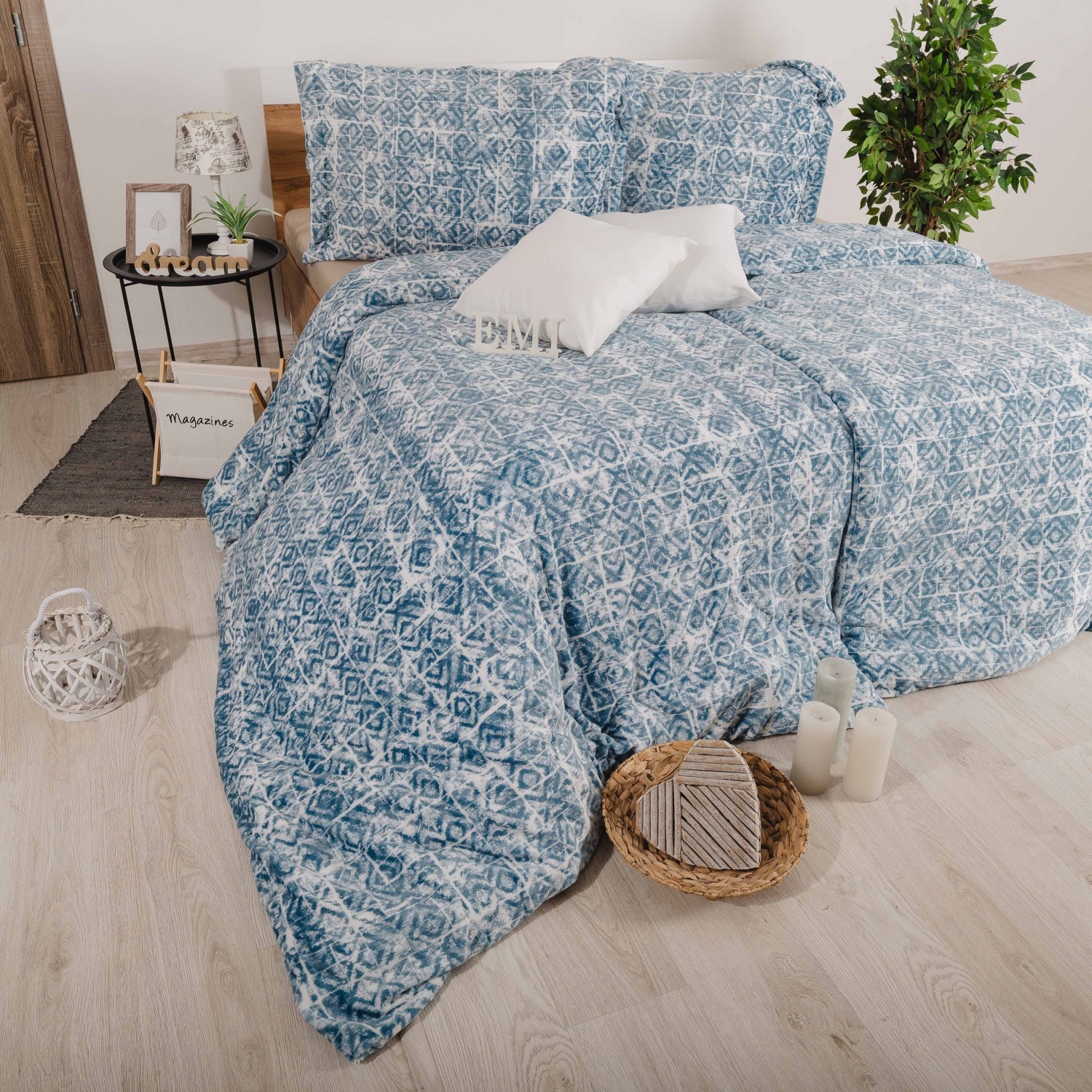 microfleece_lagoon_emi