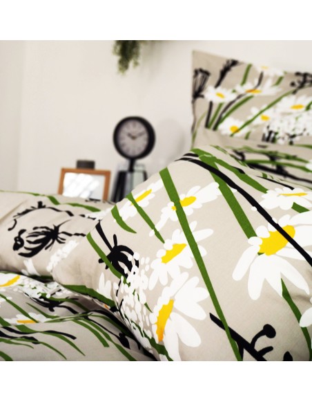 margaret_bumbac_floral