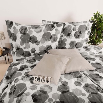 lenjerie_pat_moale_pentru_nopti_reci