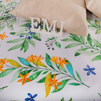 detaliu_inchidere_cu_nasturi_lenjerie_pat_eliza_practica