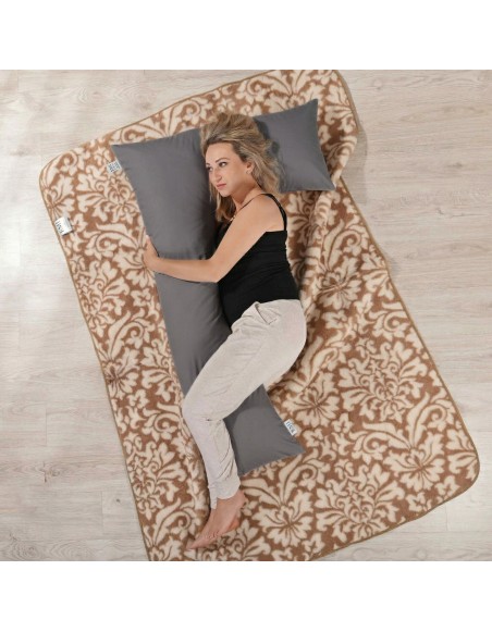 fata_perna_gravide_verde_salvie_emi