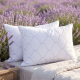 perna_lavanda_50x70_matlasata_emi_antialergica_lavanda_uscata