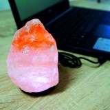 lampa_sare_usb_emi_camera_copilului_lumina_veghe_relaxanta