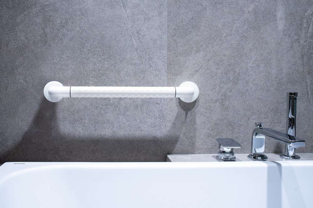 bezpecnostne_madlo_do_vane