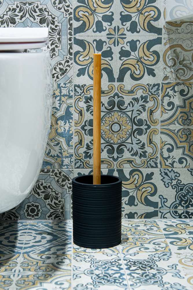 prakticka_wc_kefa_cierna