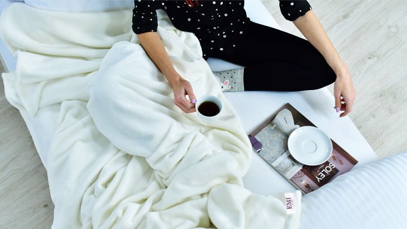 teplá deka z mikrovlákna 150 x 200