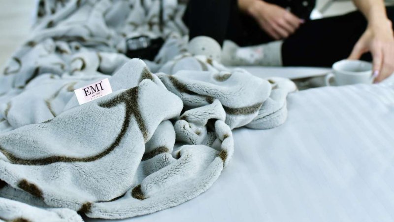 hrejivá deka so vzorom 150 x 200