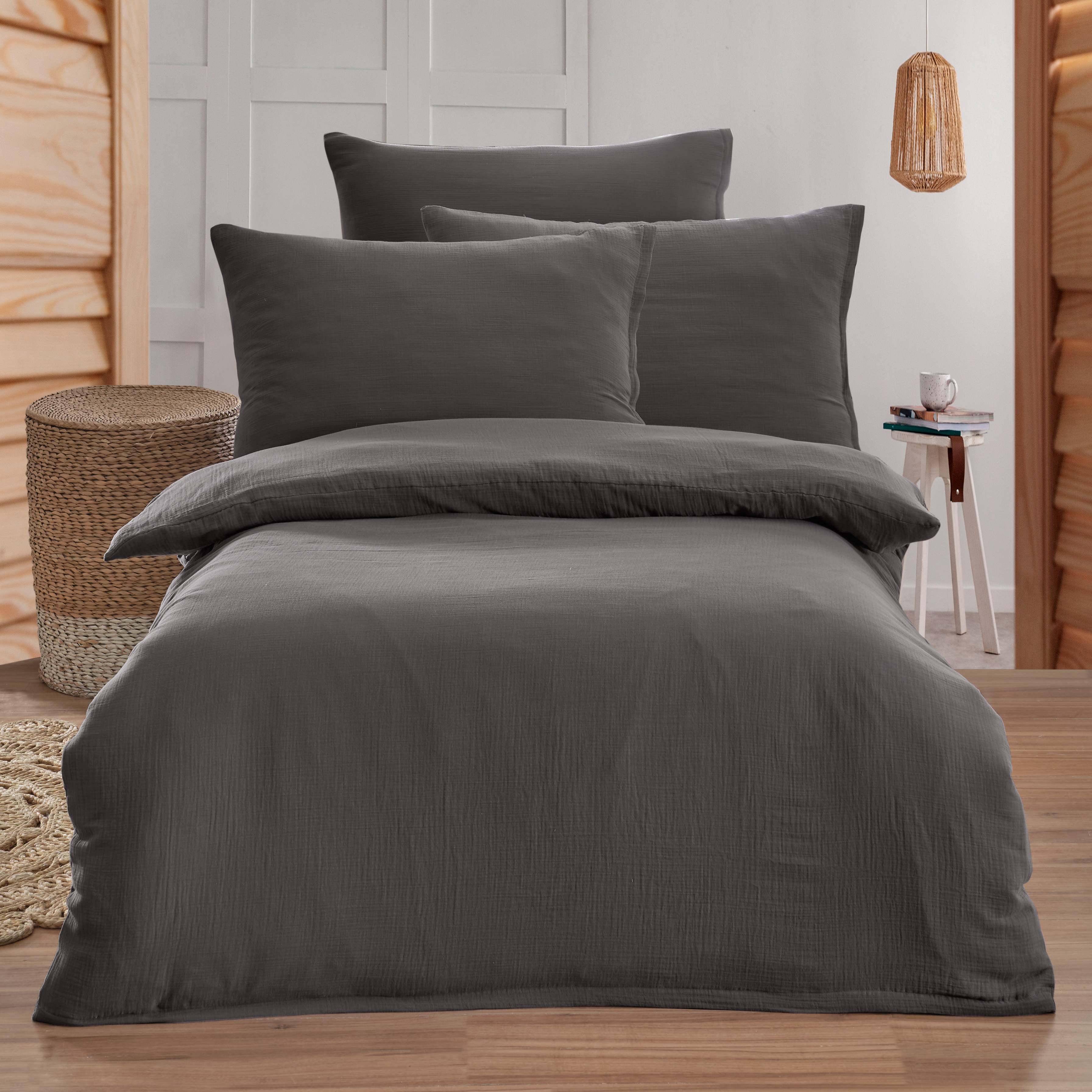 muselinove_obliecky_toby_emi