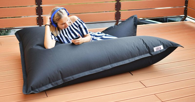 vak na sedenie vonku